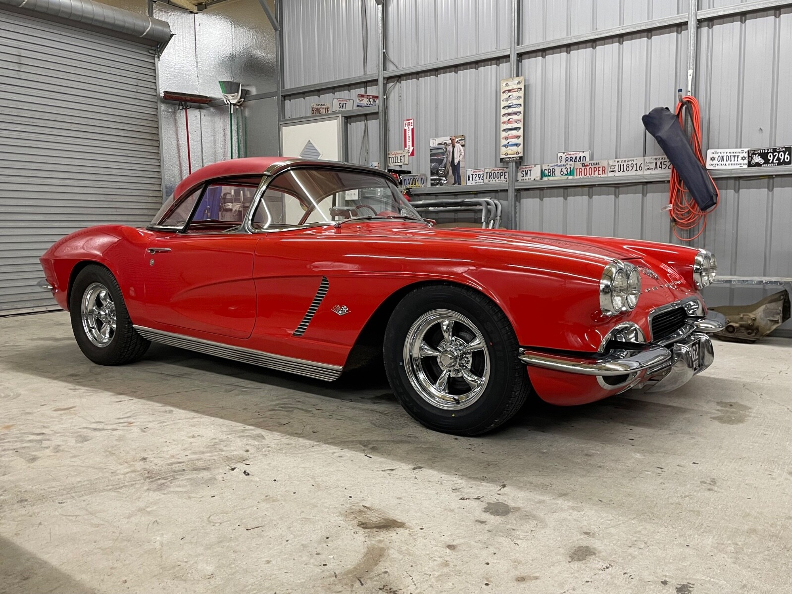Chevrolet-Corvette-1962-Convertible-5