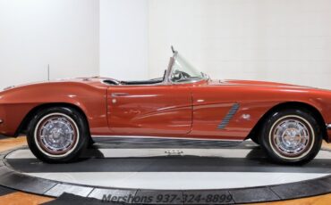 Chevrolet-Corvette-1962-Convertible-6