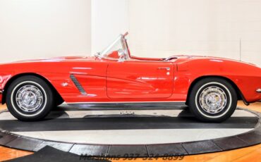 Chevrolet-Corvette-1962-Convertible-6