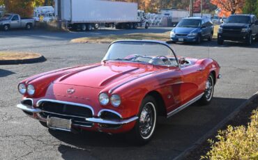 Chevrolet-Corvette-1962-Convertible-6