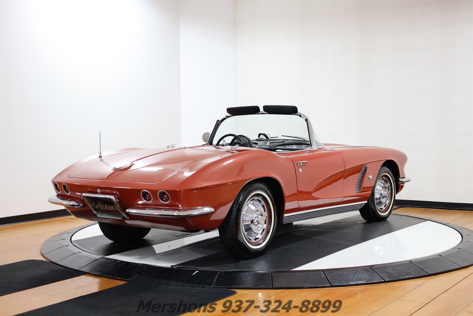 Chevrolet-Corvette-1962-Convertible-7