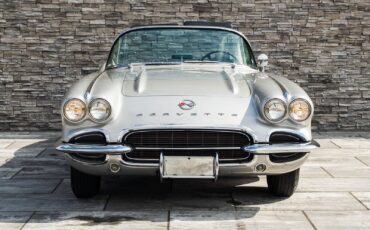 Chevrolet-Corvette-1962-Convertible-7