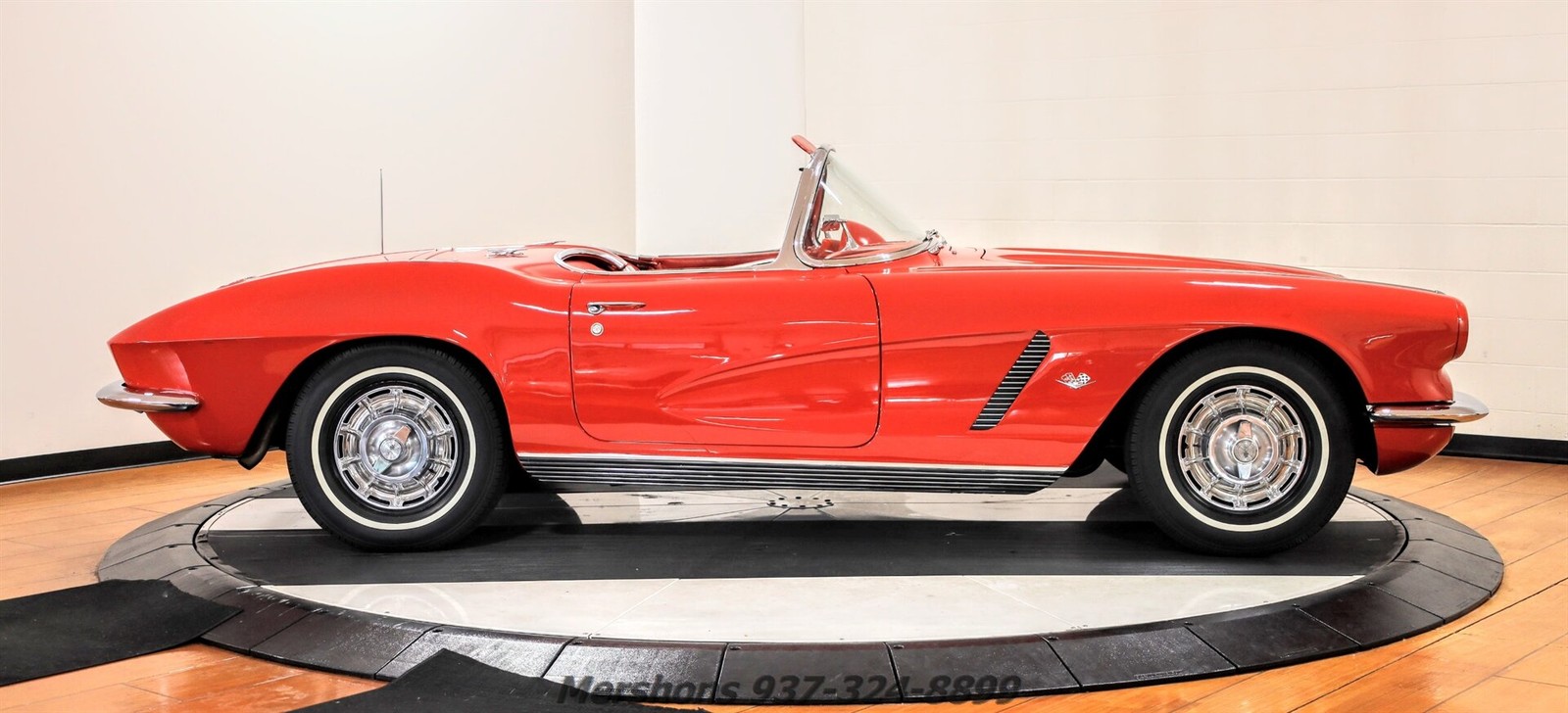 Chevrolet-Corvette-1962-Convertible-7