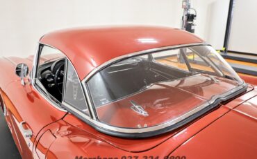 Chevrolet-Corvette-1962-Convertible-8