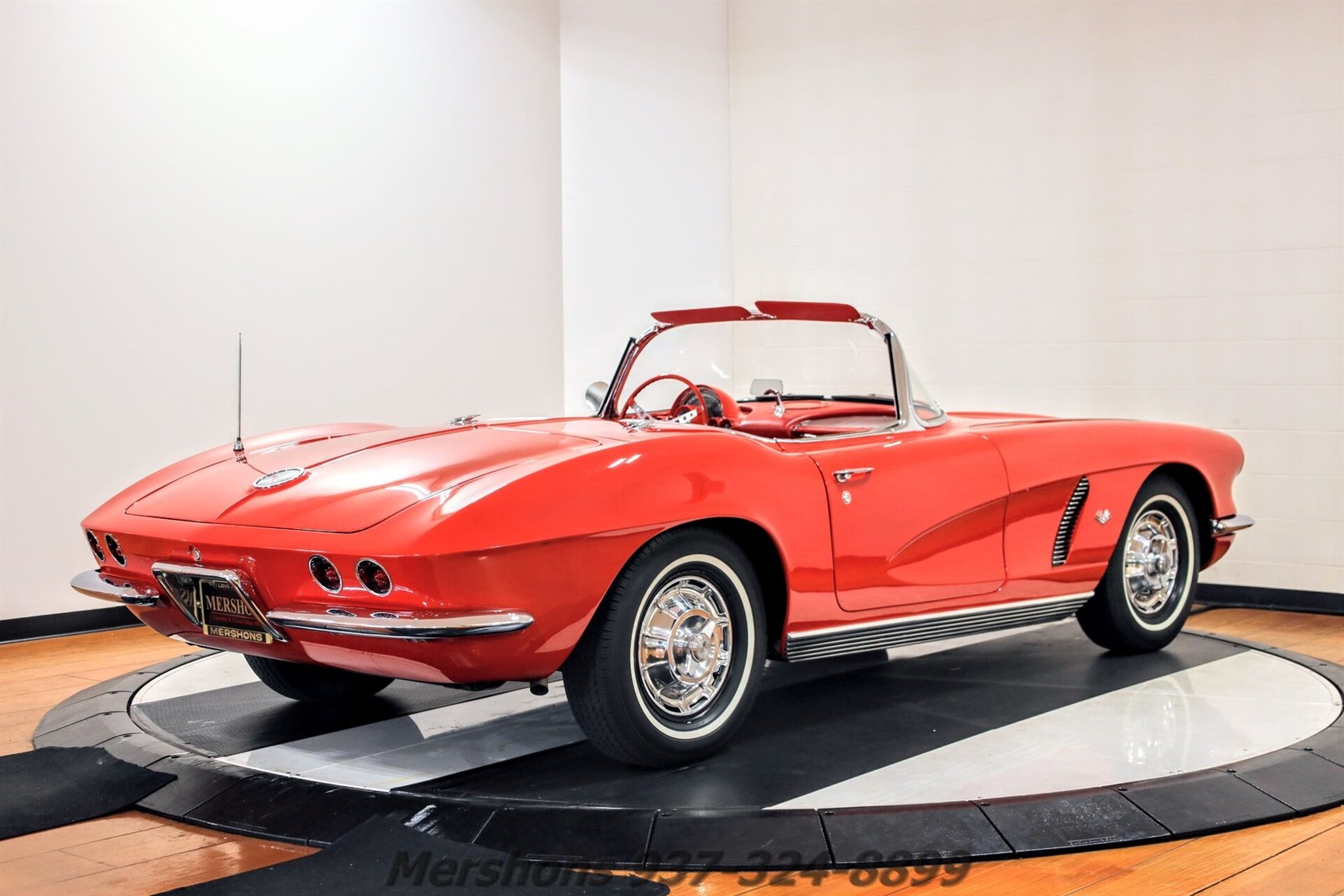 Chevrolet-Corvette-1962-Convertible-8