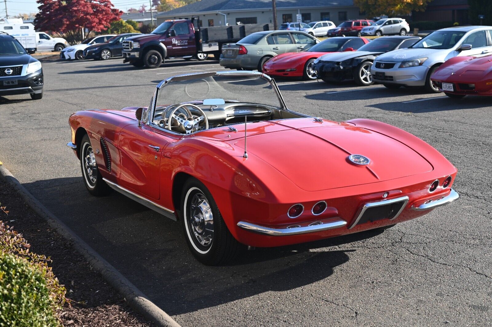 Chevrolet-Corvette-1962-Convertible-8