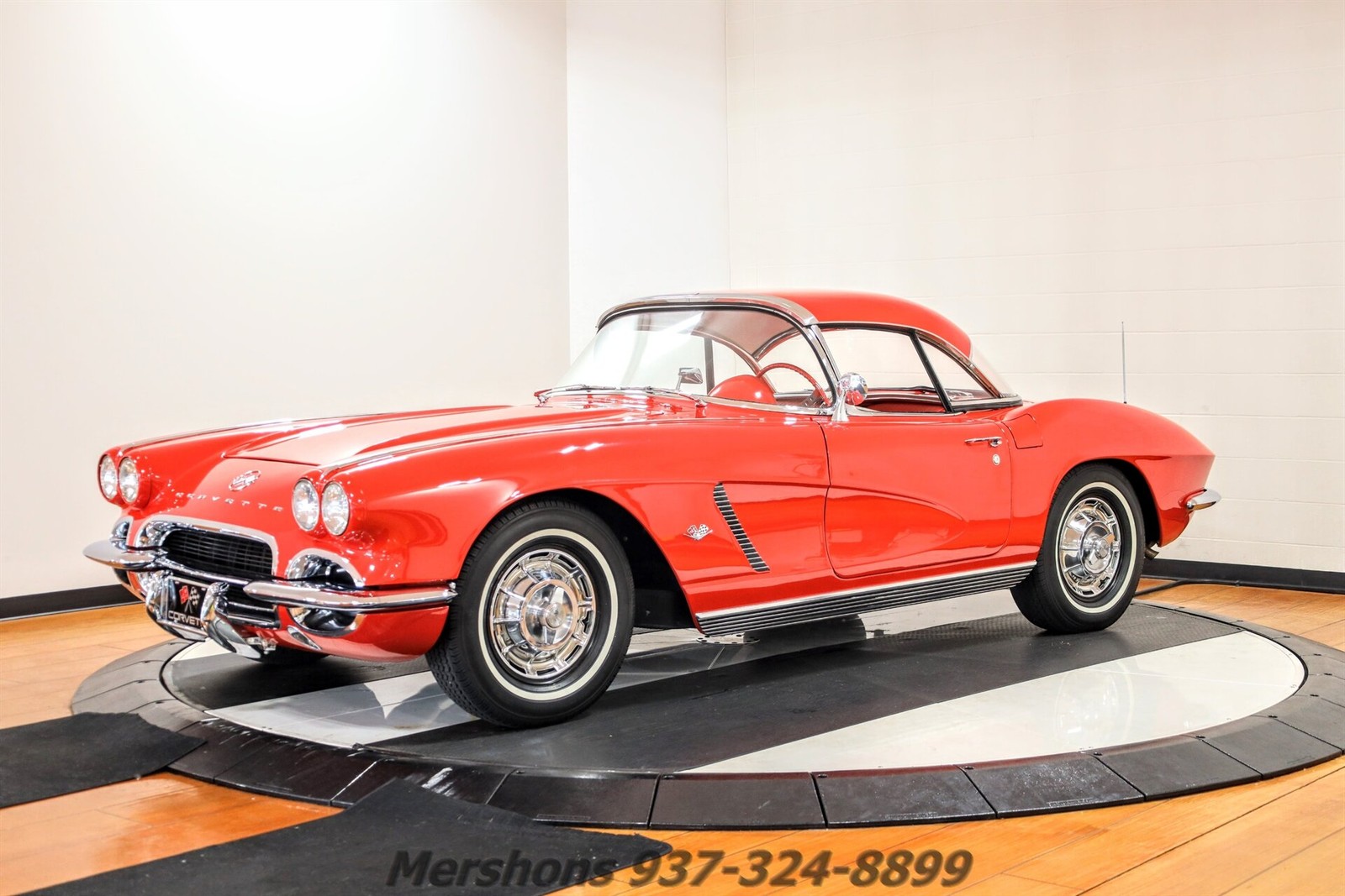 Chevrolet-Corvette-1962-Convertible-9
