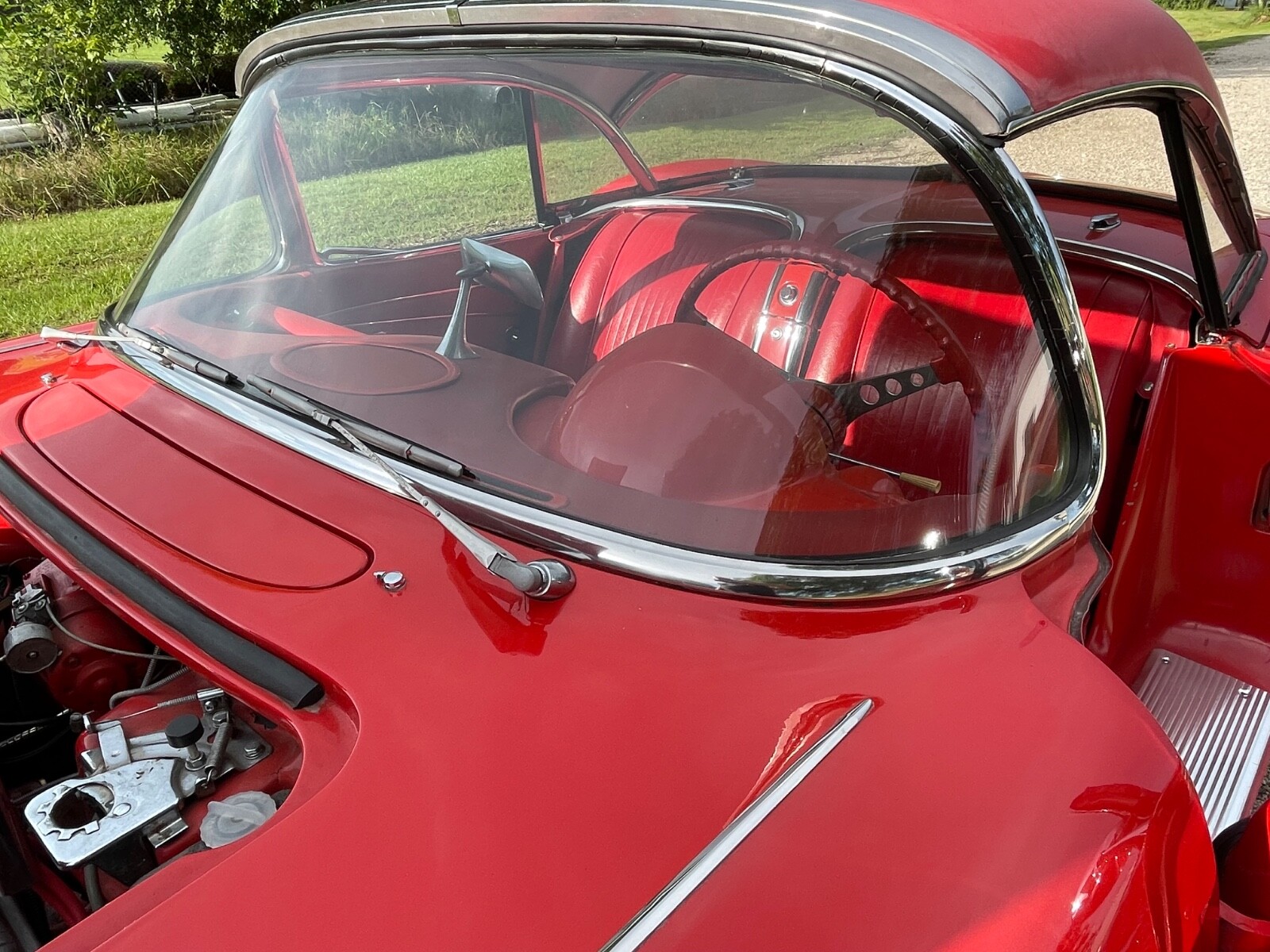 Chevrolet-Corvette-1962-Convertible-9