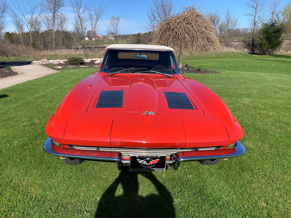 Chevrolet-Corvette-1963-3