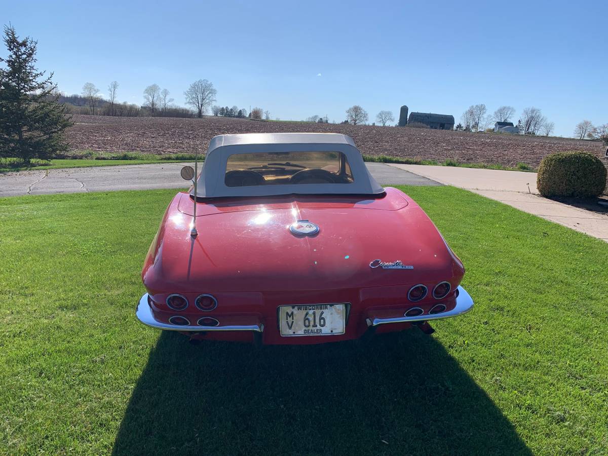 Chevrolet-Corvette-1963-4