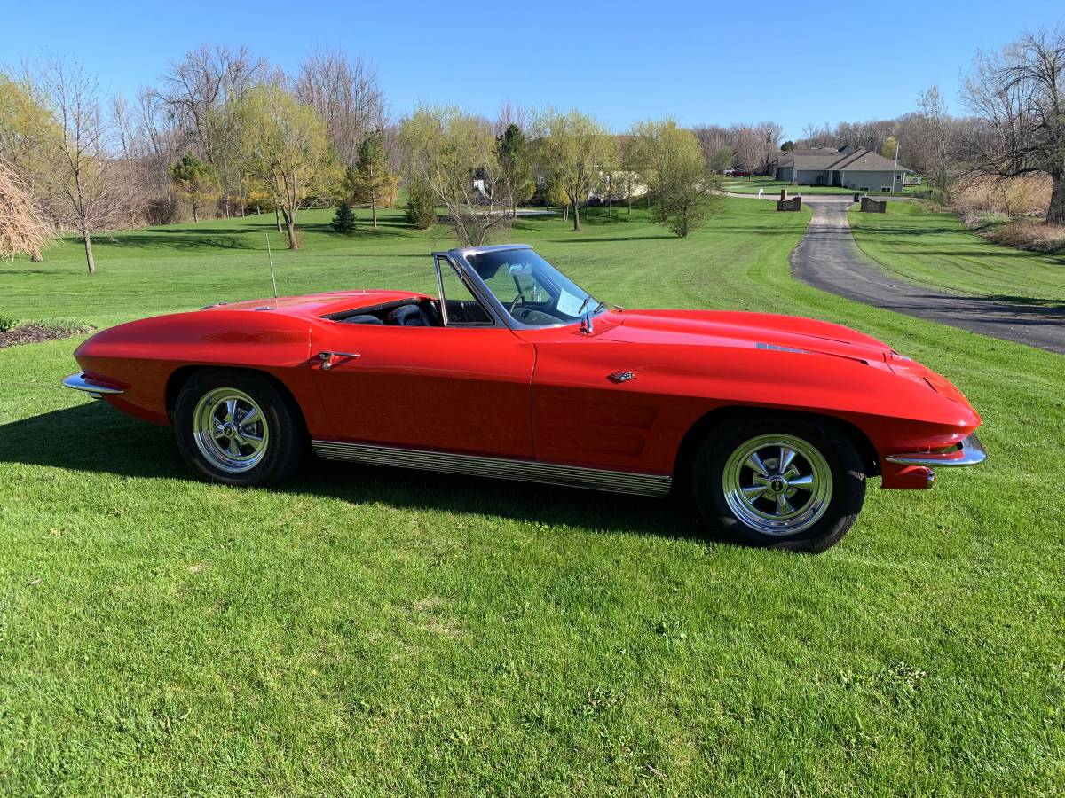 Chevrolet-Corvette-1963-5