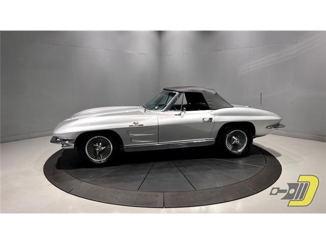 Chevrolet-Corvette-1963-Convertible-1