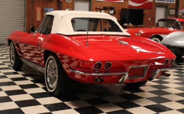 Chevrolet-Corvette-1963-Convertible-10