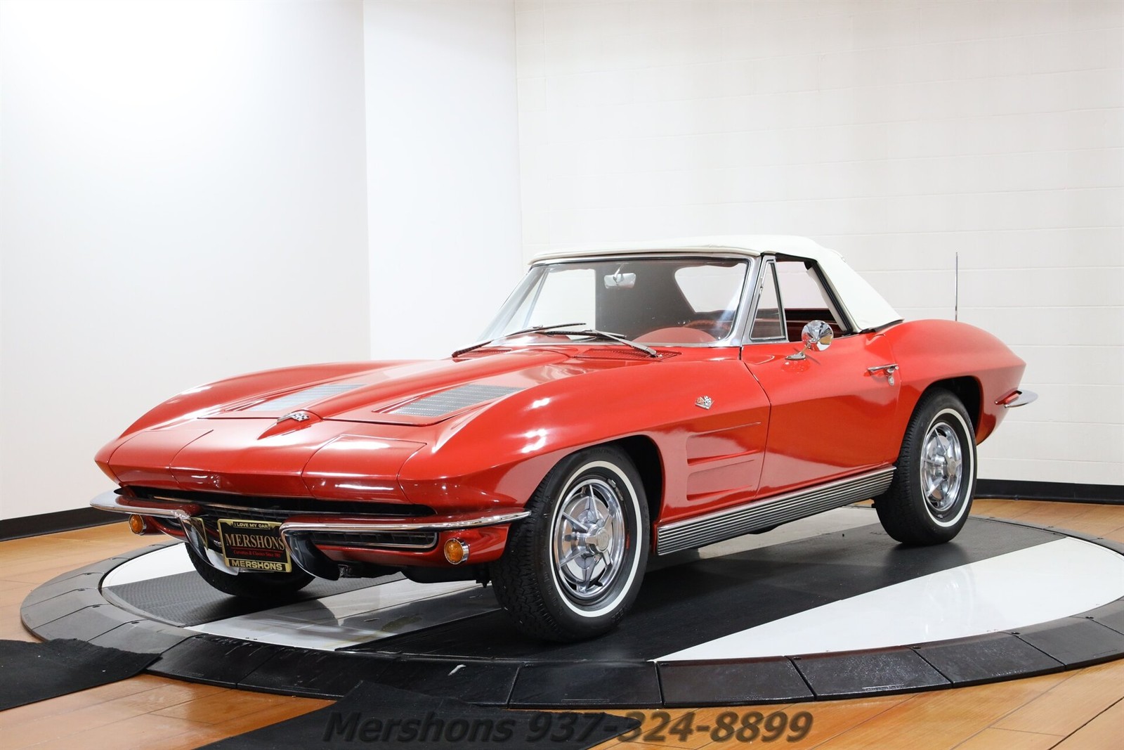 Chevrolet-Corvette-1963-Convertible-11