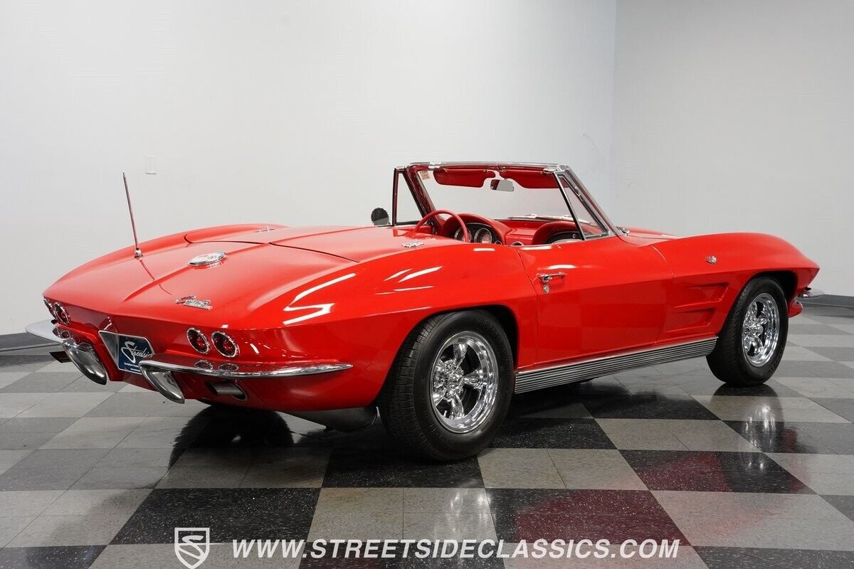 Chevrolet-Corvette-1963-Convertible-12