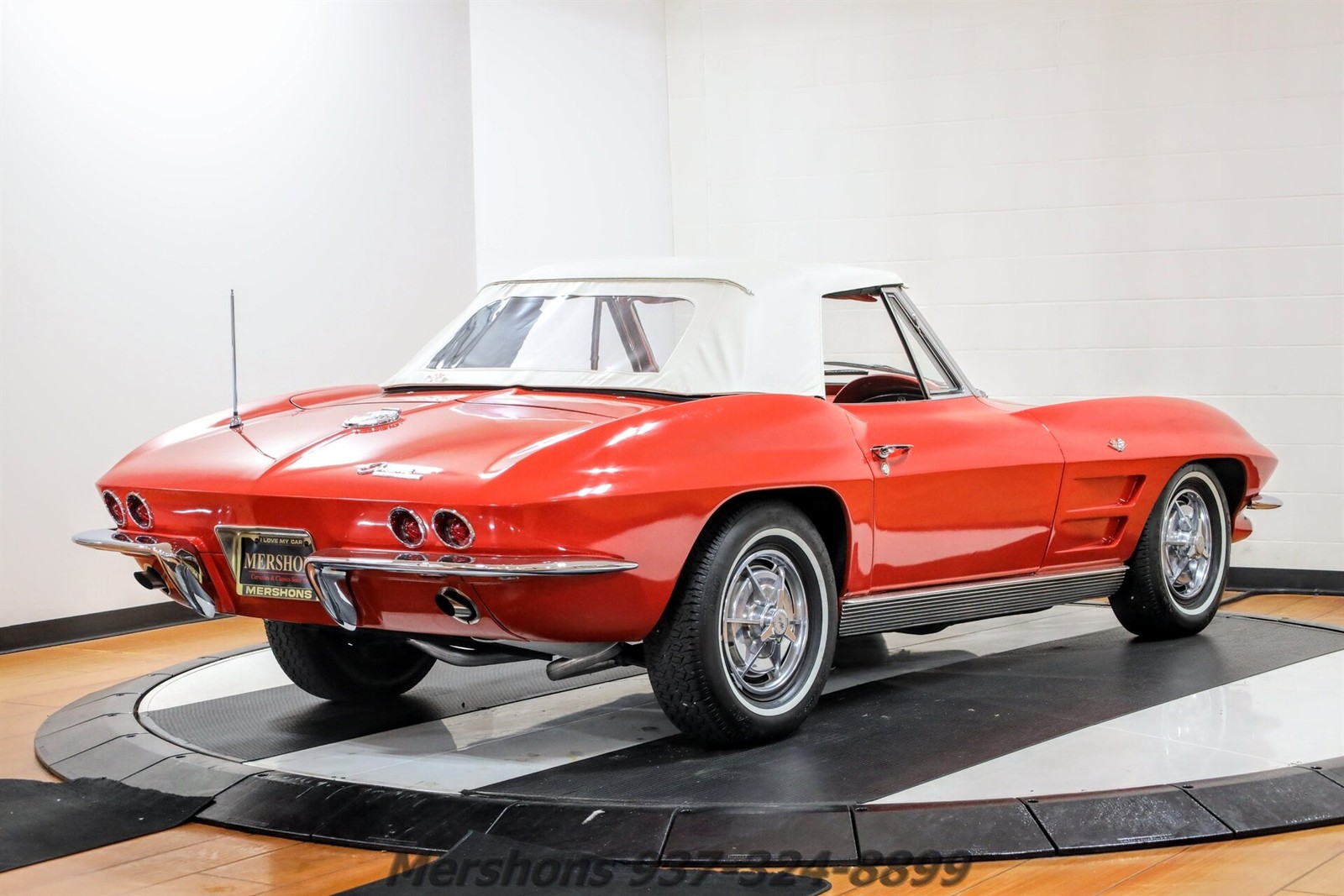 Chevrolet-Corvette-1963-Convertible-12