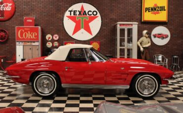 Chevrolet-Corvette-1963-Convertible-13