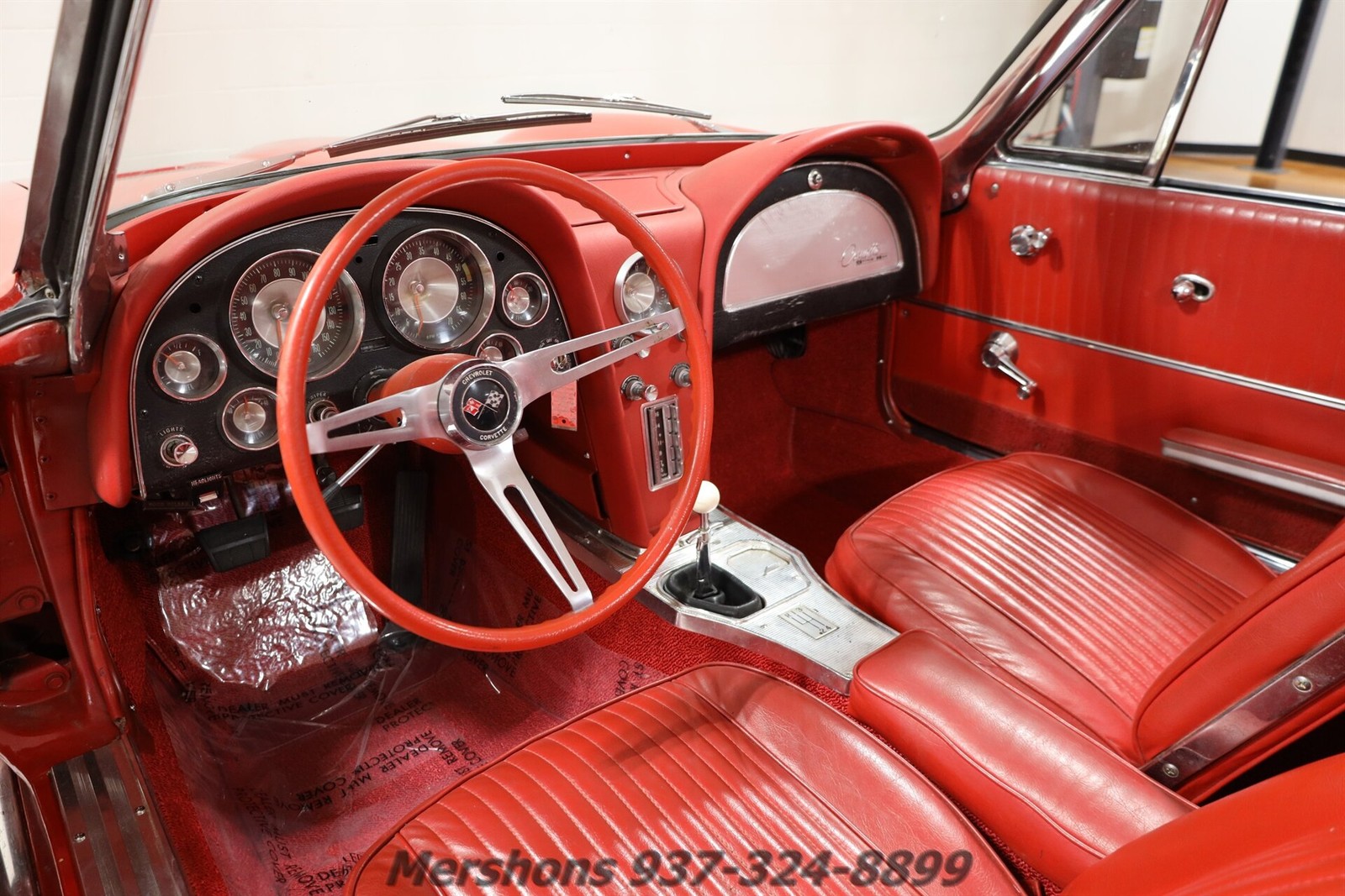 Chevrolet-Corvette-1963-Convertible-14