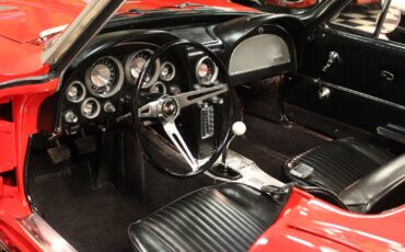 Chevrolet-Corvette-1963-Convertible-17