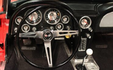 Chevrolet-Corvette-1963-Convertible-18