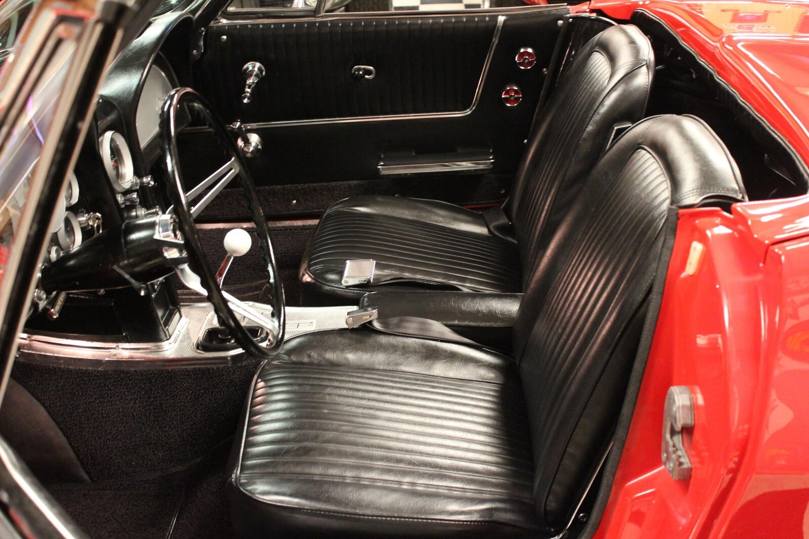 Chevrolet-Corvette-1963-Convertible-19
