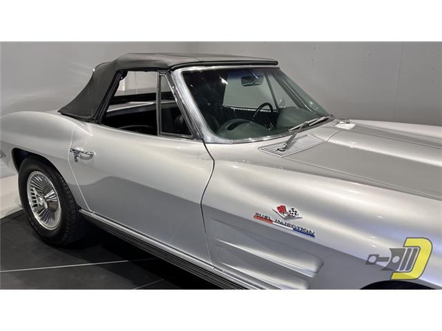 Chevrolet-Corvette-1963-Convertible-19