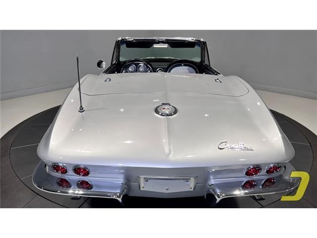 Chevrolet-Corvette-1963-Convertible-22