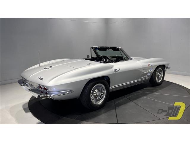Chevrolet-Corvette-1963-Convertible-29