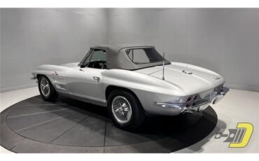 Chevrolet-Corvette-1963-Convertible-31
