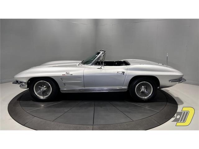 Chevrolet-Corvette-1963-Convertible-32