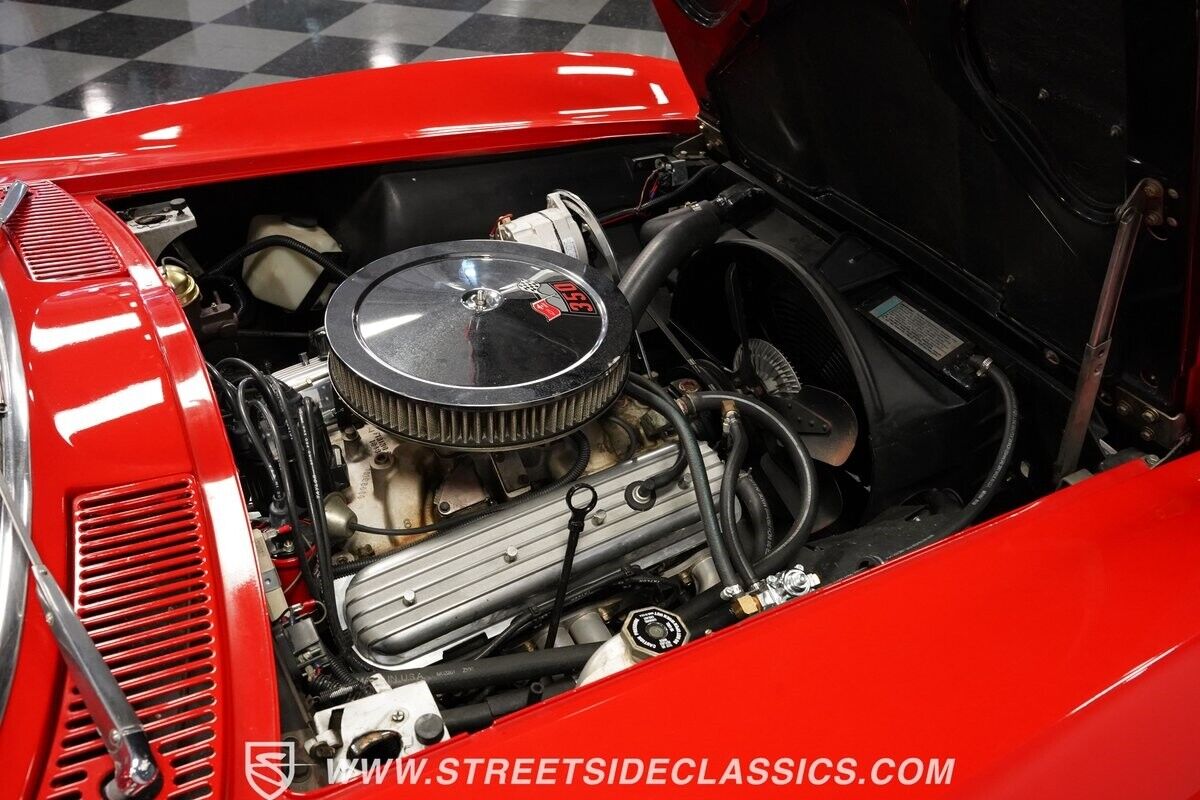 Chevrolet-Corvette-1963-Convertible-35