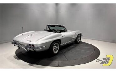 Chevrolet-Corvette-1963-Convertible-39