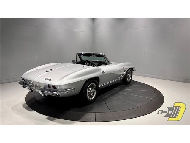 Chevrolet-Corvette-1963-Convertible-39