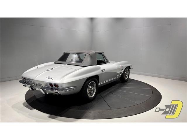Chevrolet-Corvette-1963-Convertible-7