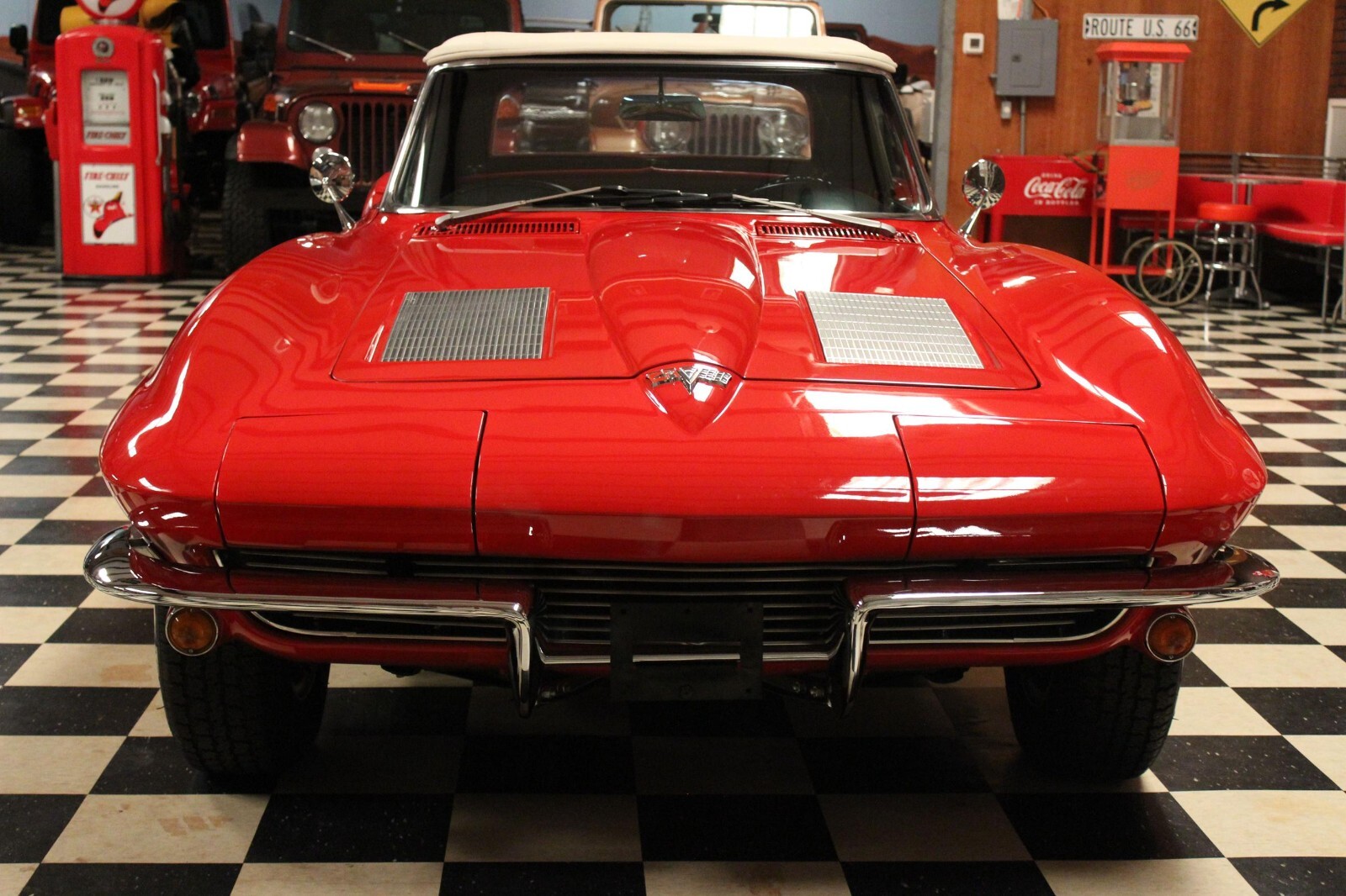Chevrolet-Corvette-1963-Convertible-8
