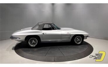 Chevrolet-Corvette-1963-Convertible-9