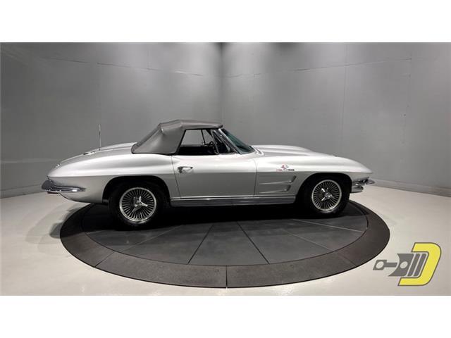 Chevrolet-Corvette-1963-Convertible-9