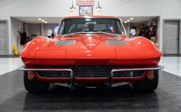 Chevrolet-Corvette-1963-Sting-RAY-14