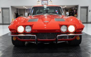 Chevrolet-Corvette-1963-Sting-RAY-15