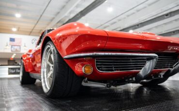Chevrolet-Corvette-1963-Sting-RAY-16