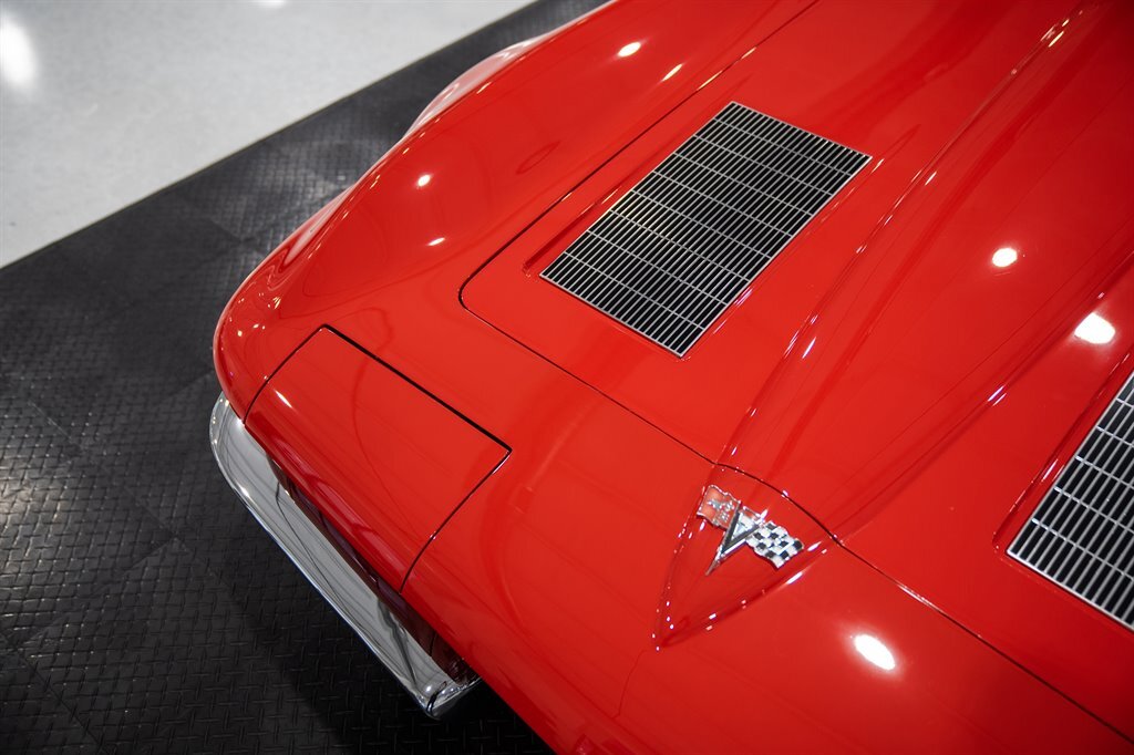 Chevrolet-Corvette-1963-Sting-RAY-20