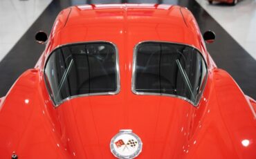 Chevrolet-Corvette-1963-Sting-RAY-30