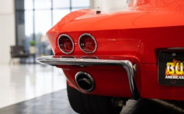 Chevrolet-Corvette-1963-Sting-RAY-32