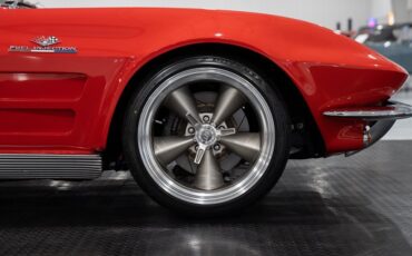 Chevrolet-Corvette-1963-Sting-RAY-38