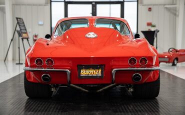 Chevrolet-Corvette-1963-Sting-RAY-7