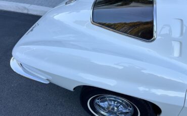 Chevrolet-Corvette-1963-coupe-10