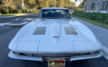 Chevrolet-Corvette-1963-coupe-21