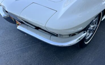 Chevrolet-Corvette-1963-coupe-26