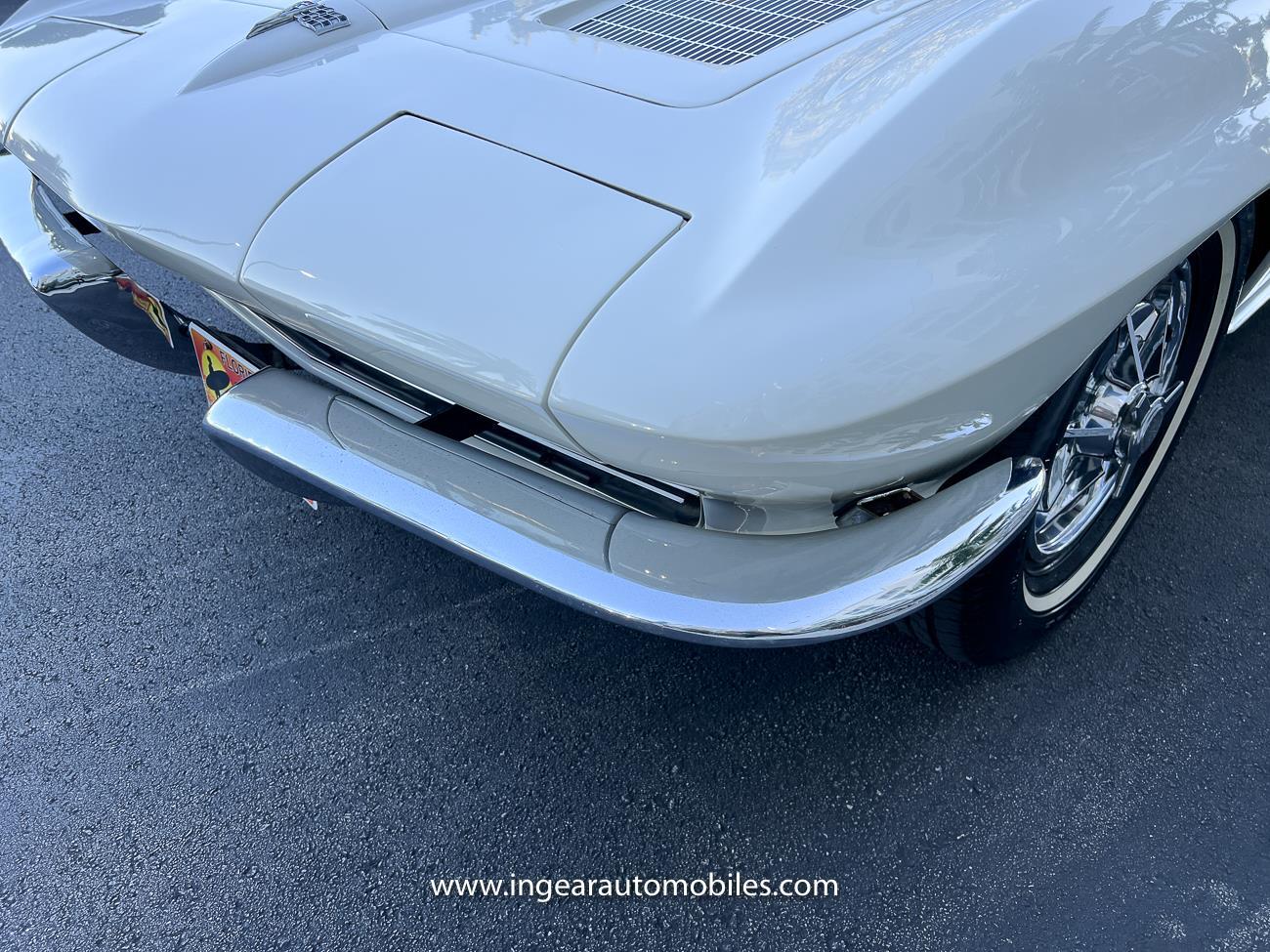 Chevrolet-Corvette-1963-coupe-26