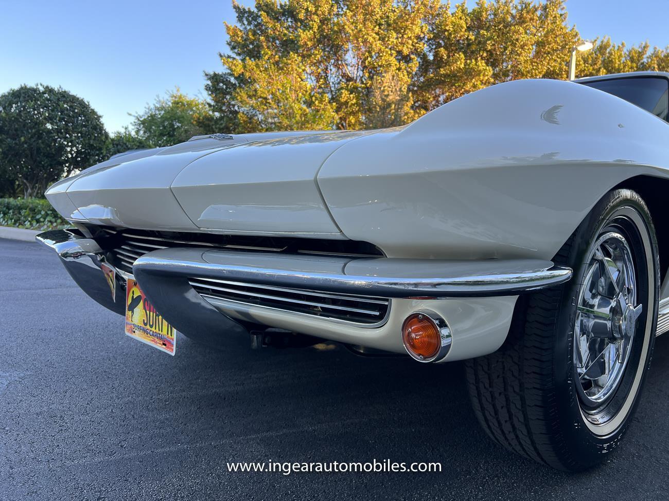 Chevrolet-Corvette-1963-coupe-27